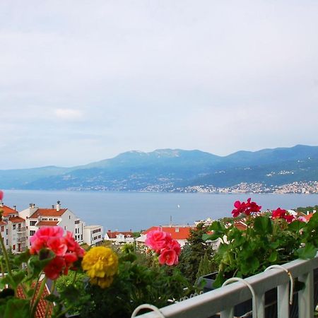 Apartment Rijeka With Sea View Ngoại thất bức ảnh