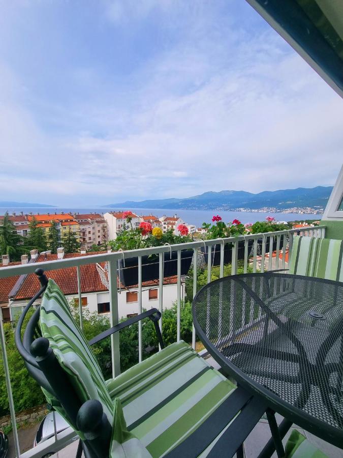 Apartment Rijeka With Sea View Ngoại thất bức ảnh