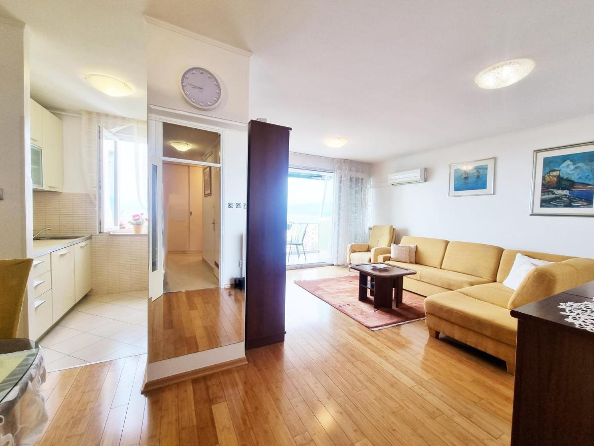 Apartment Rijeka With Sea View Ngoại thất bức ảnh
