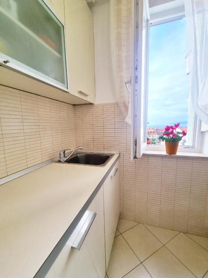 Apartment Rijeka With Sea View Ngoại thất bức ảnh