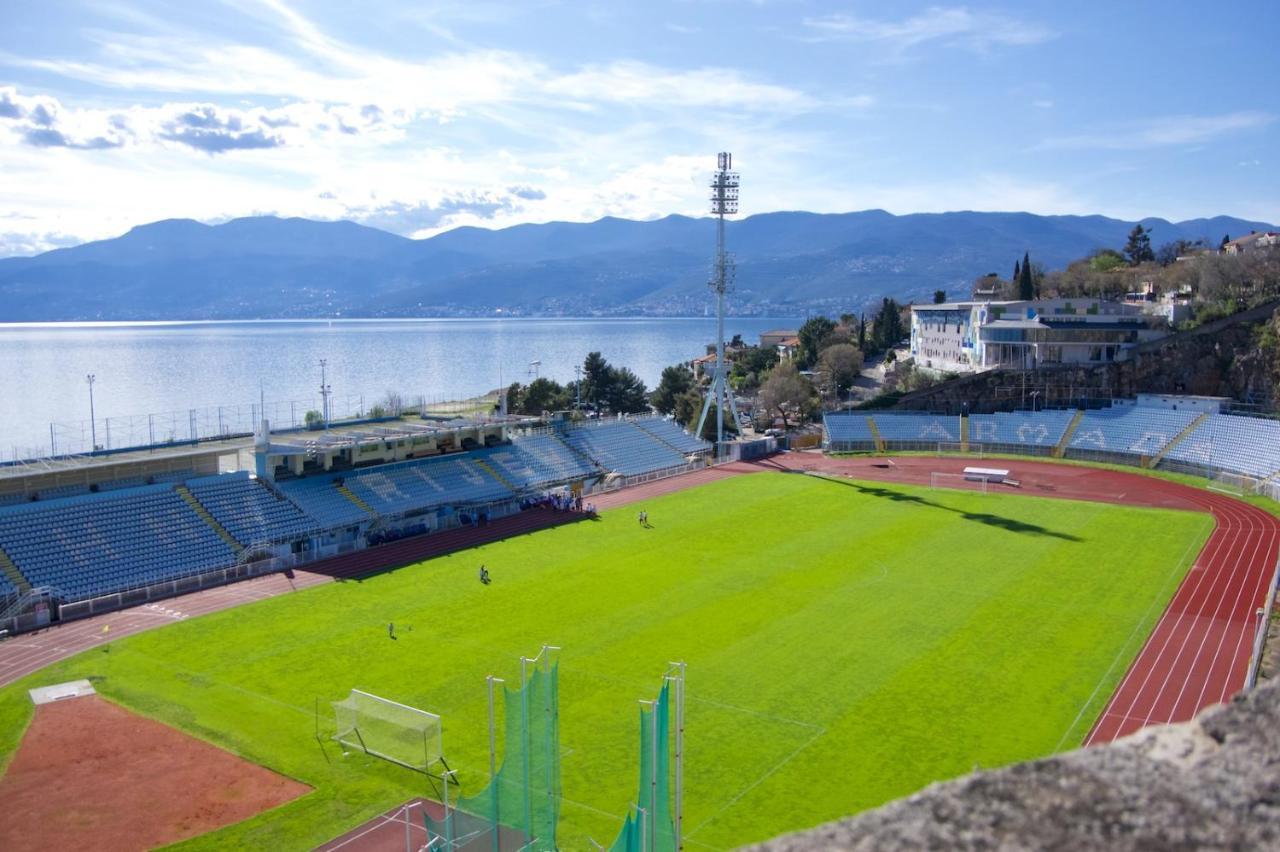 Apartment Rijeka With Sea View Ngoại thất bức ảnh